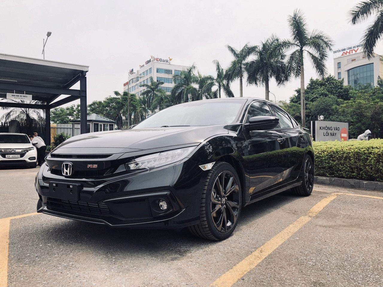 Giá lăn bánh Honda Civic 2020 tại Cà Mau gọi ai để mua xe